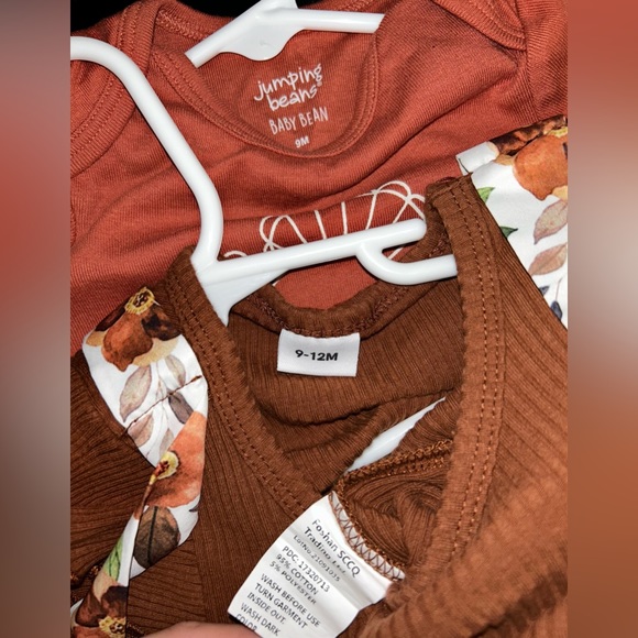Fall/Thanksgiving baby girl outfit *SOLD* - Picture 6 of 6
